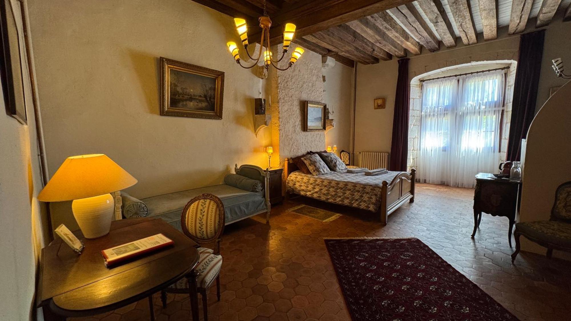 Maison Forte Perreuse Treigny Exteriér fotografie